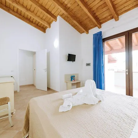 Baia Delle Mimose 3* Badesi