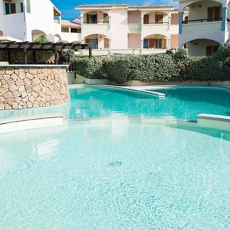 Baia Delle Mimose Aparthotel 3*