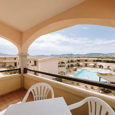 Baia Delle Mimose Aparthotel