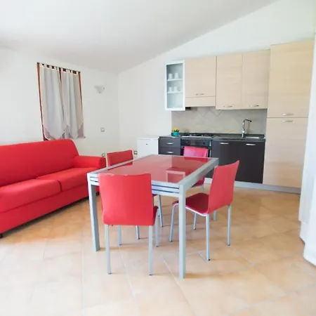Baia Delle Mimose Aparthotel